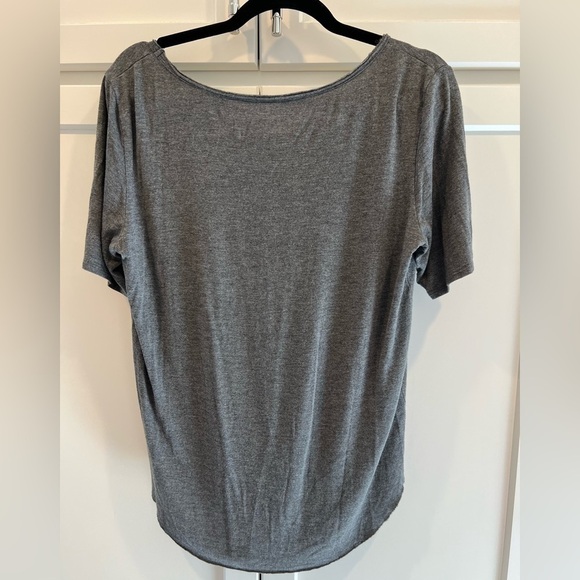 Puppies Make Me Happy T-Shirt. One Size. Measures L-XL. - Picture 4 of 10